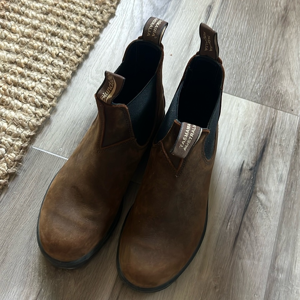 Blundstone Chelsea Boots - Antique Brown